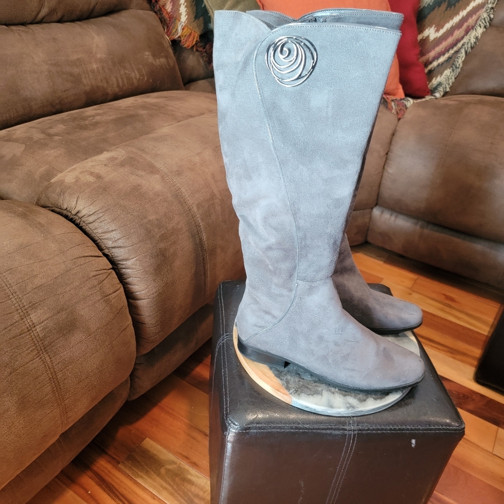 Women's Faux Suede Wide Calf Gray Boots Size 11
